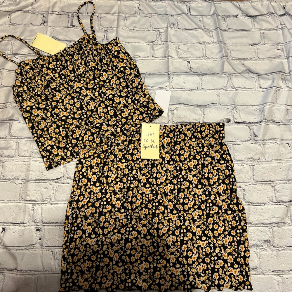Floral skirt and crop top